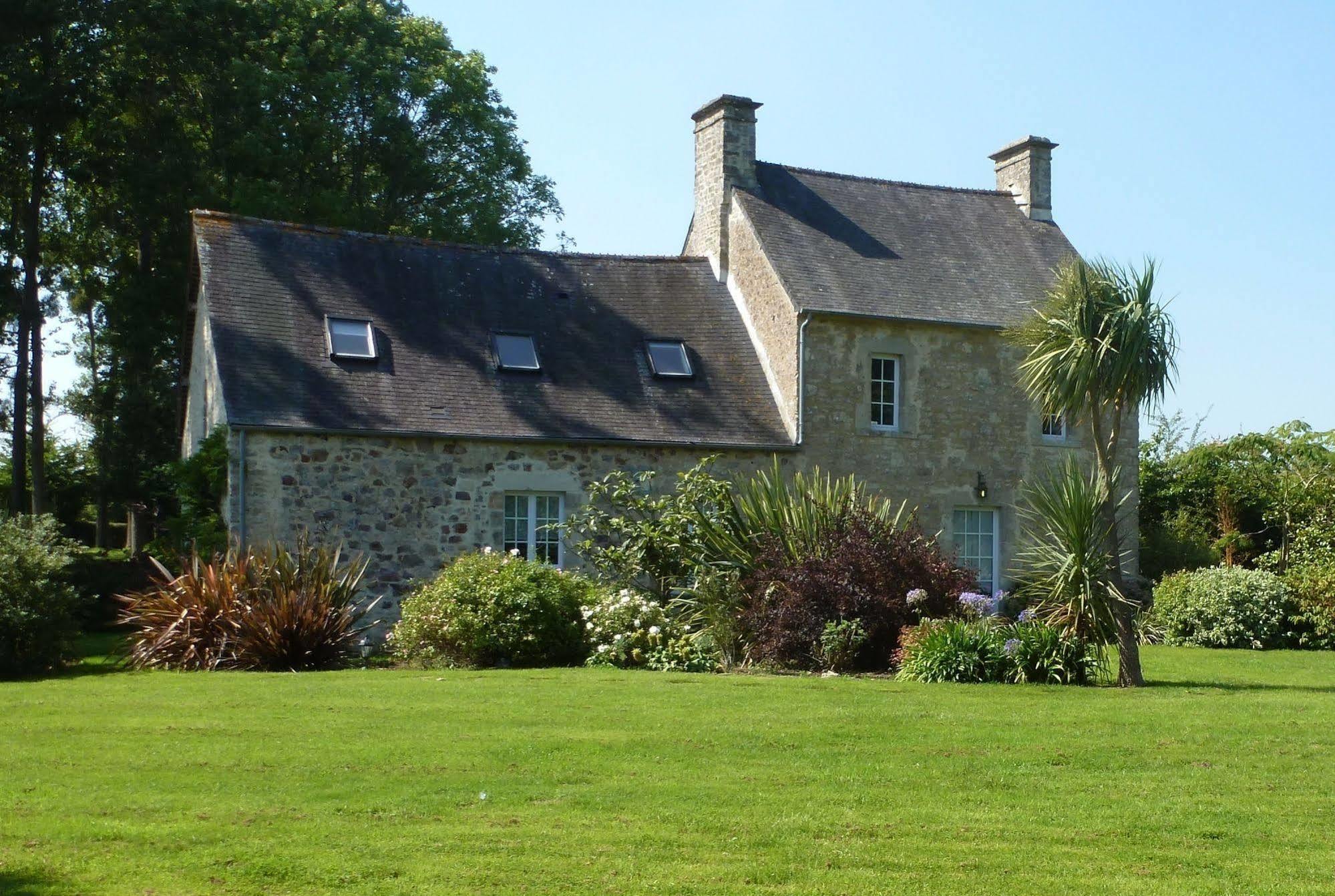 Manoir De Savigny Valognes Exterior foto