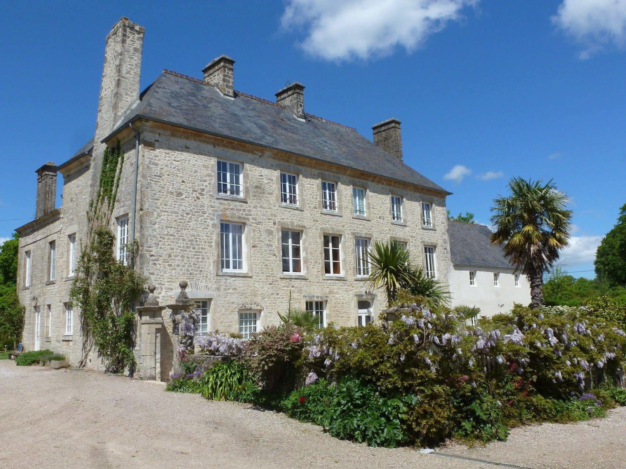 Manoir De Savigny Valognes Exterior foto